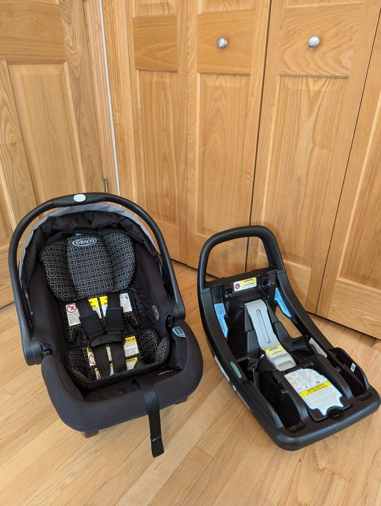 Graco car seat and base + Free Items 