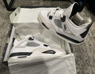 JORDAN 4 MILITARY BLACKS