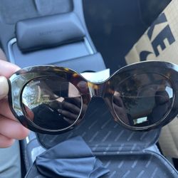 BALENCIAGA SUN GLASS (Dark Leopard)