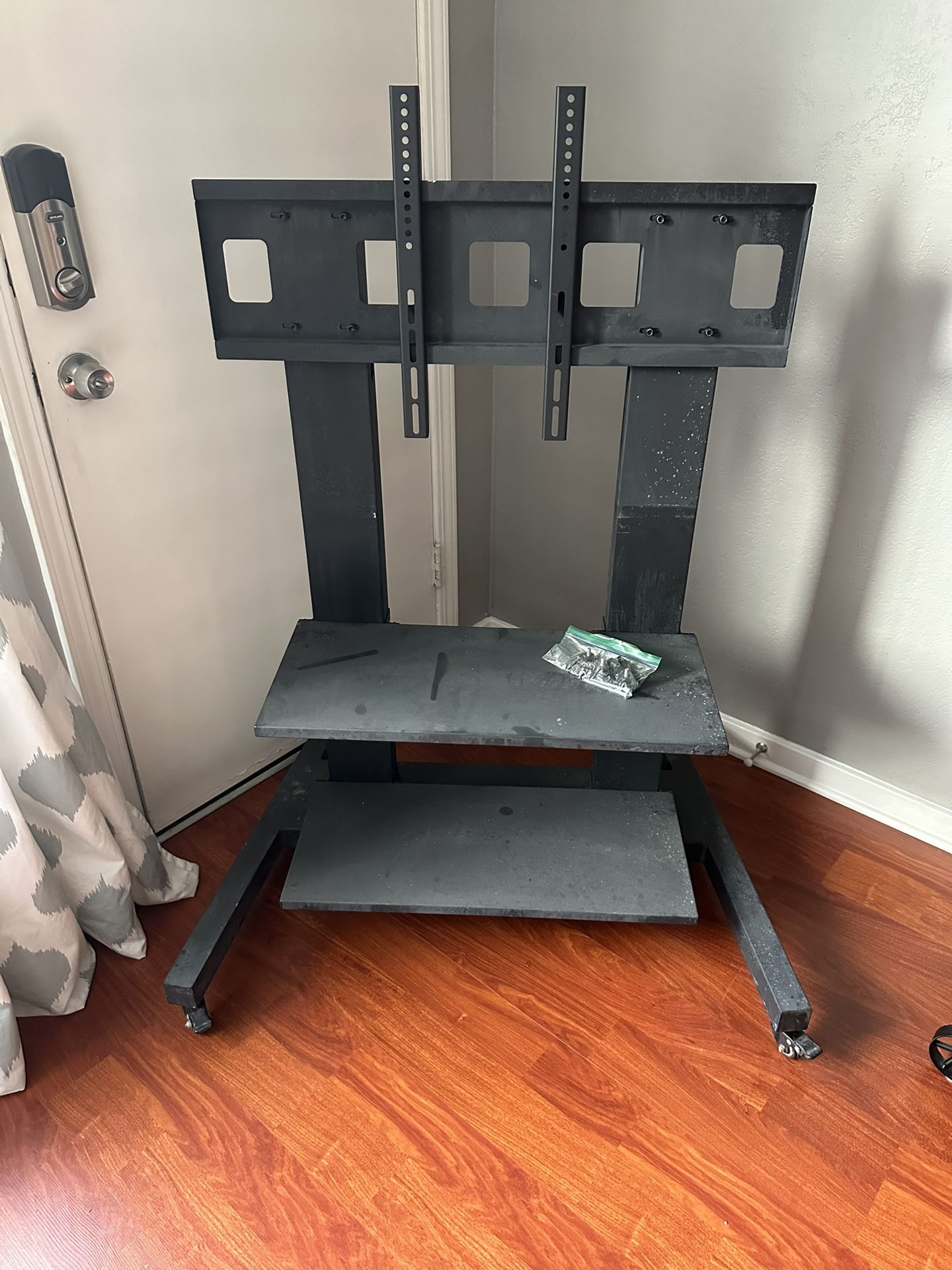Heavy Duty Tv Stand 32”-75”