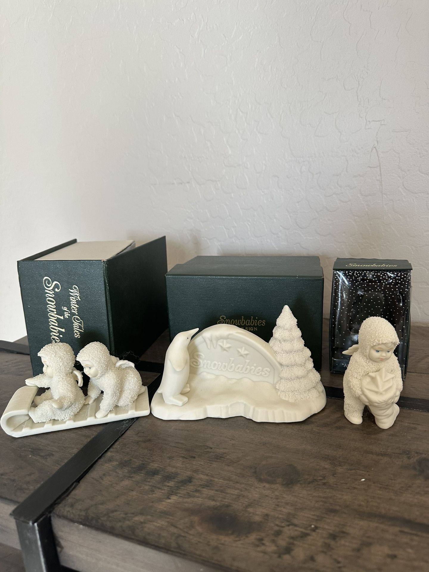 Snowbabies Collectibles Figurine 