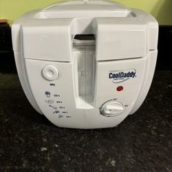 Presto Cool Daddy Deep Fryer New 