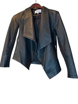 BB Dakota Steve Madden Black Faux Leather Moto Jacket XS Zip Draped Ribbed Sleeve
