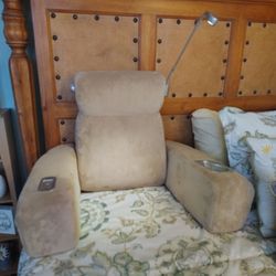 Reading bolster or lounger