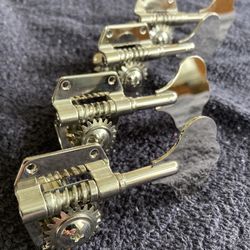 FENDER BASS TUNERS