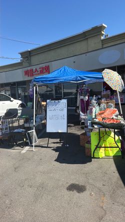 Clearance Sale at Cindy’s Closet in La Mirada