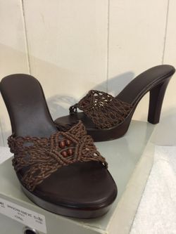 Dark Brown, size 10