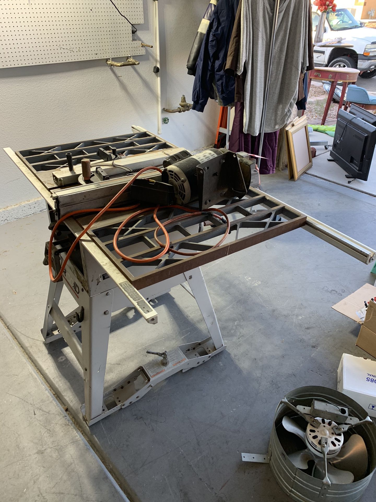 Table / bench saw