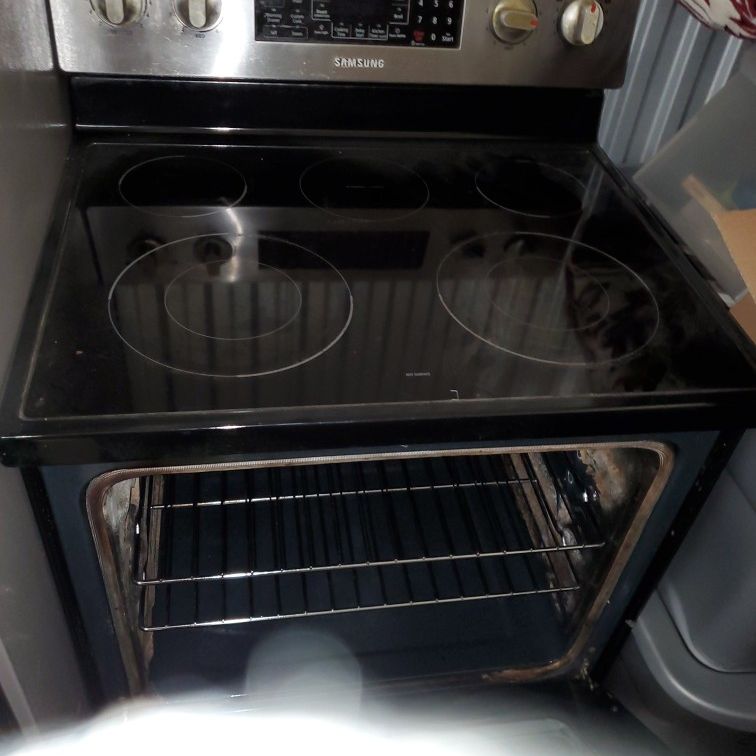 Samsung glass top electric stove and convection oven