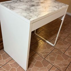 IKEA Micke Desk White