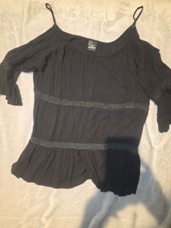 Summer Shirt open shoulders