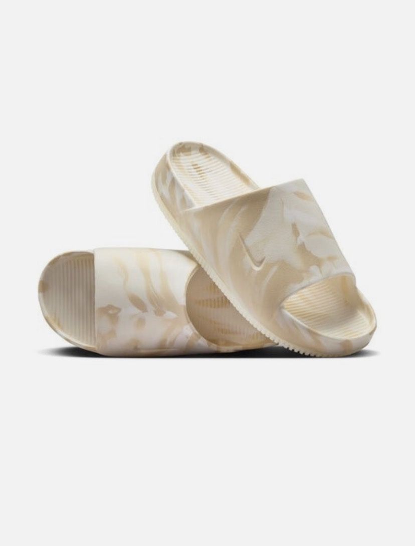 NEW Women's Size 9 Nike Calm Slide SE Sandals Phantom FV5643-001 Cream White