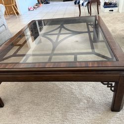 Gorgeous Coffee Table 