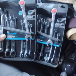 Power Torque Ratchet Wrenches 