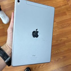 iPad Pro 10.5 64gb WiFi + Cell 