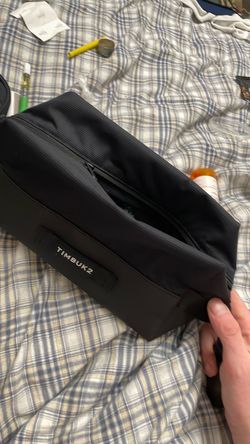 TIMBUK2 toiletries bag