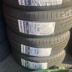 215/55/17 Kumho Tires