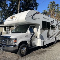 2020 Thor Motor Coach Four Winds