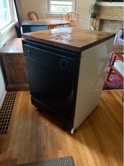 Portable dishwasher