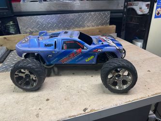 Traxxas jato 3.3