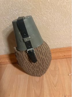 German  World War II Canteen