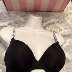 Victoria’s Secret 32 D❤️