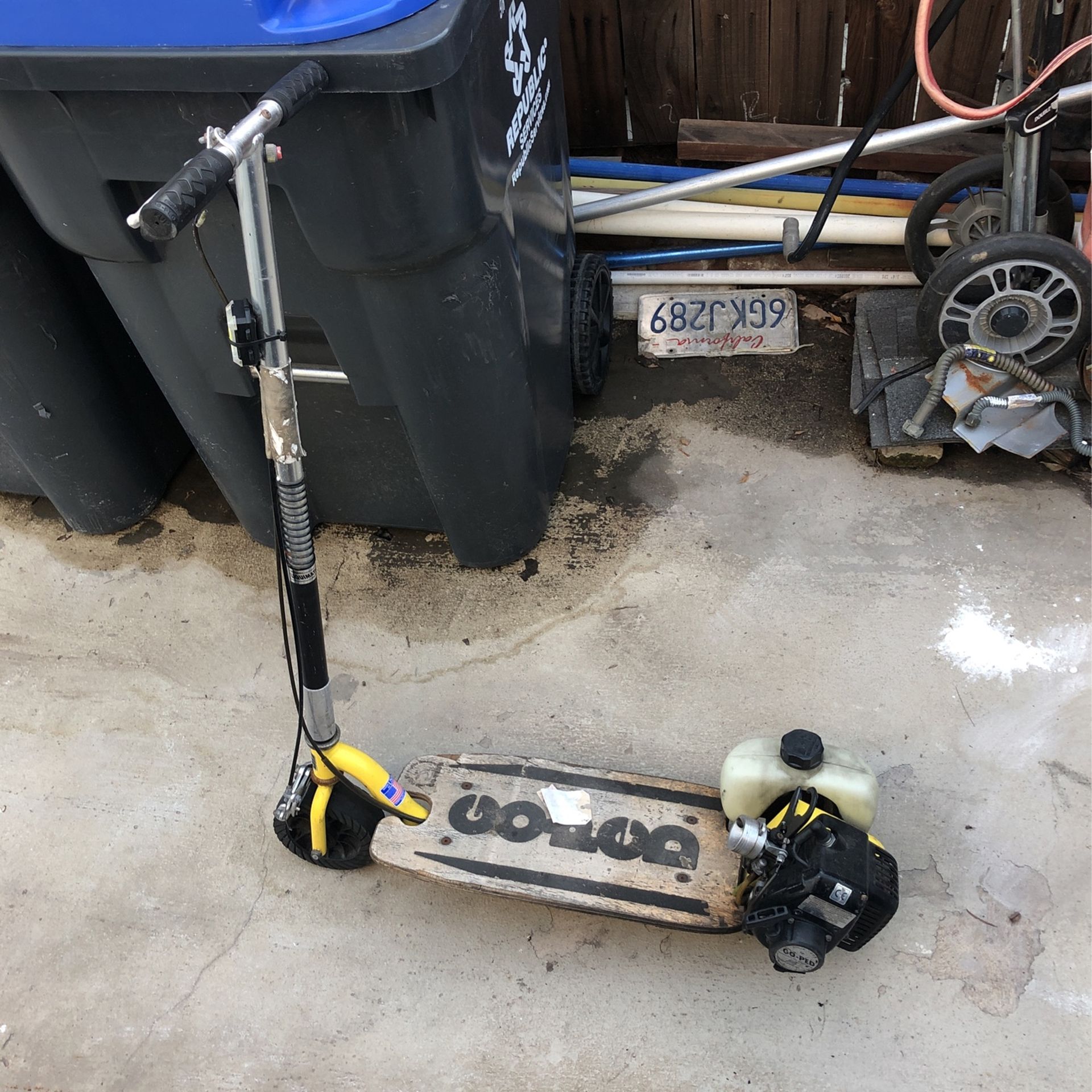 RUNS GOOD !! Need Gone Go Ped Gas Scooter Bladez Scooter for Sale in