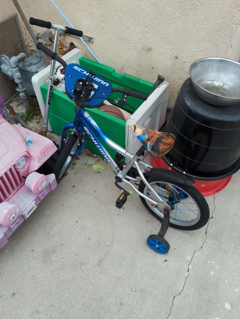 16" Schwinn bike