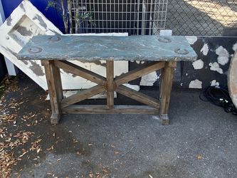 Concrete Console Table With Integrated Horse Shoes Turquoise Beautiful Piece