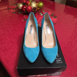 I.N.C Bright Aqua Suede Heels 6M Womens 