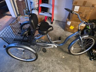 Three wheeler bicycle Meredian