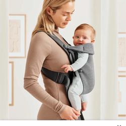  Never Used Baby Bjorn Carrier  Mini 