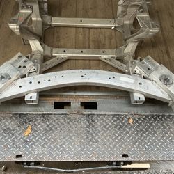 JEEP GRAND CHEROKEE V (WL) 3.6 FRONT CROSSMEMBER 2023 OEM