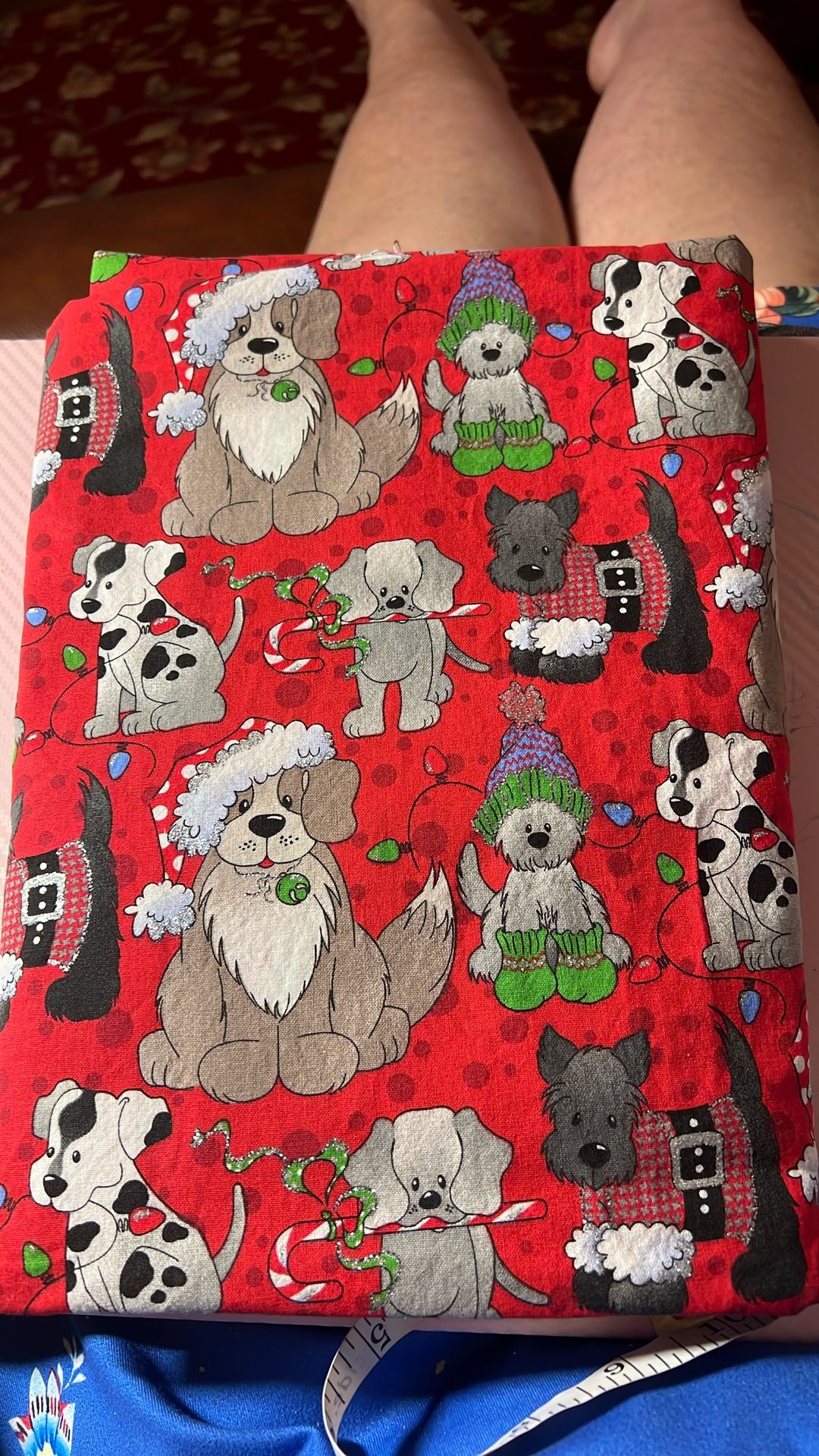Fa-7 Christmas Red Dog Fabric