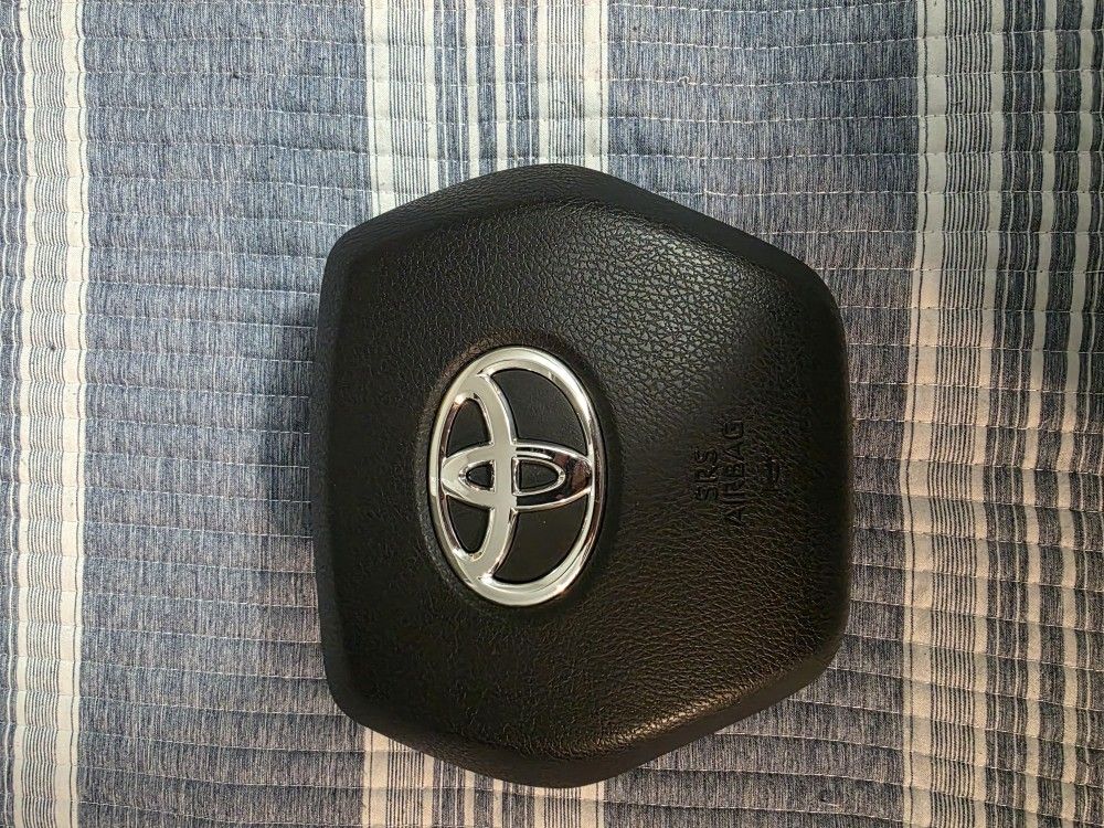 2018 2019 2020 2021 2022 2023 2024 Toyota Camry Wheel Airbag Driver Air Bag