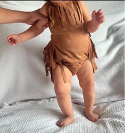 Pocahontas baby costume NEW / 12 months up to 24