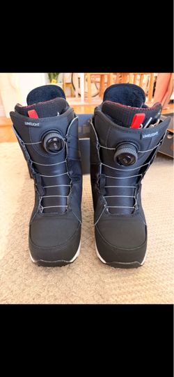 Women’s Burton Limelight Heated Snowboard Boots Size 9 + Charger