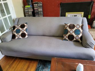 Couch/table