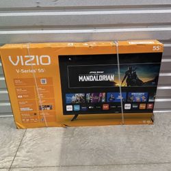 Hd 385 55” Vizio smart 4k led Uhd tv floor model 