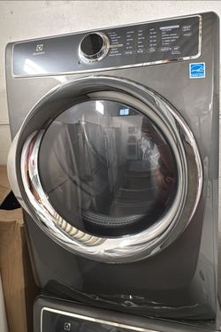 Electrolux Front Load Clothes Dryer, Grey