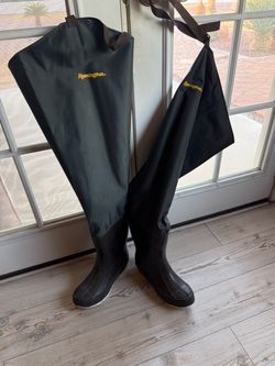 Hip boot