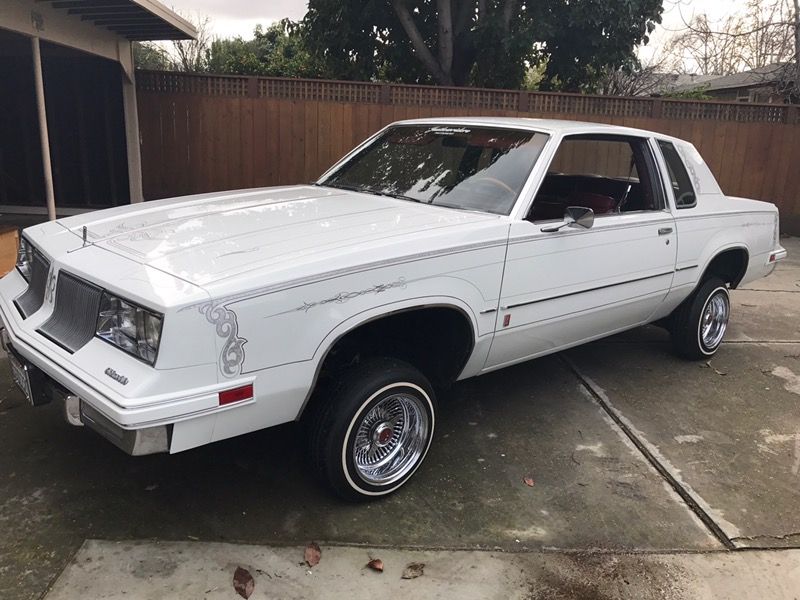 1988 Oldsmobile Cutlass Supreme Lowrider