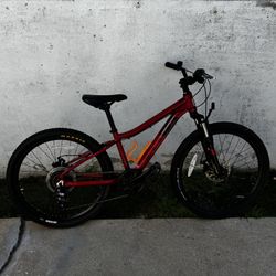 24” Marin Bayview Trail