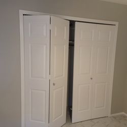 Bifold Doors. Closet 72× 80