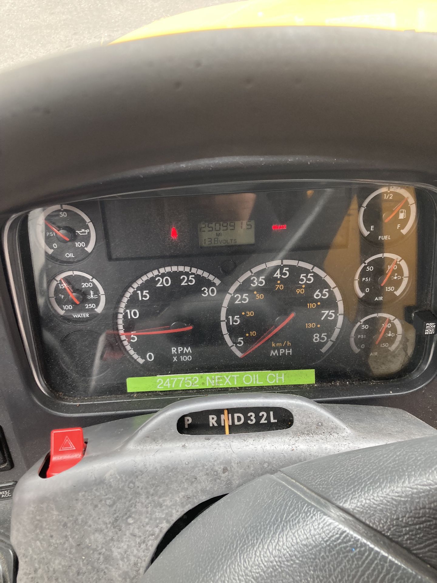 Freightliner 26ft Box Truck