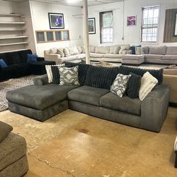 Rooms to go sectional couch