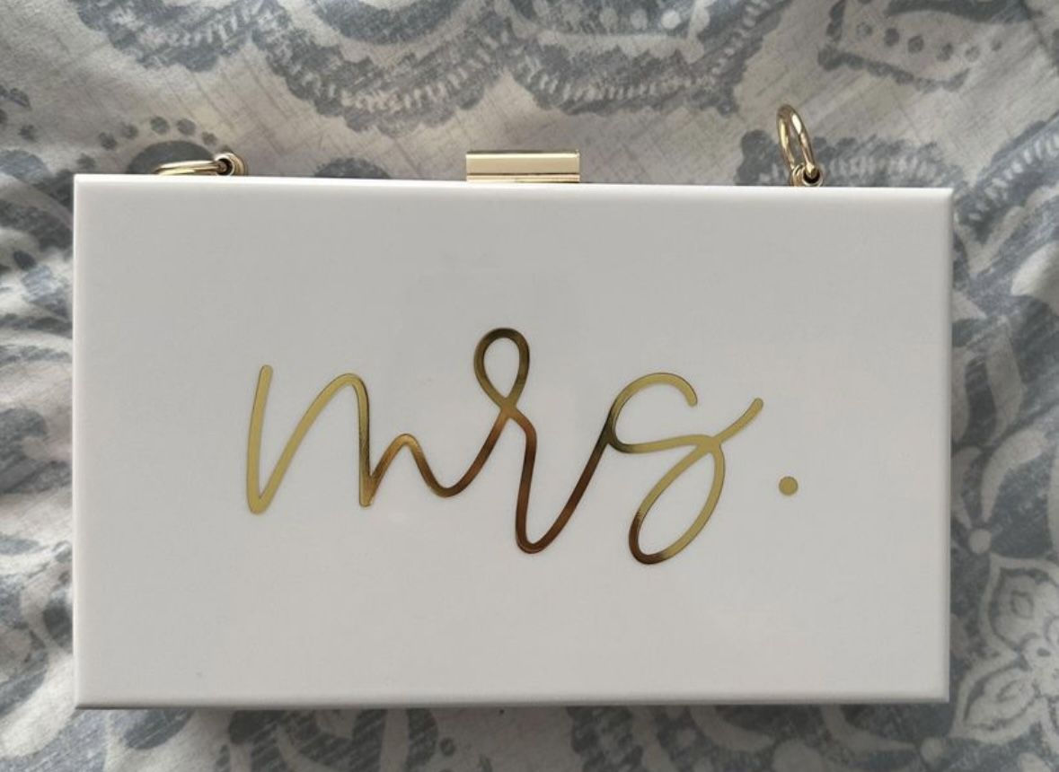 Mrs. White And Gold Clutch