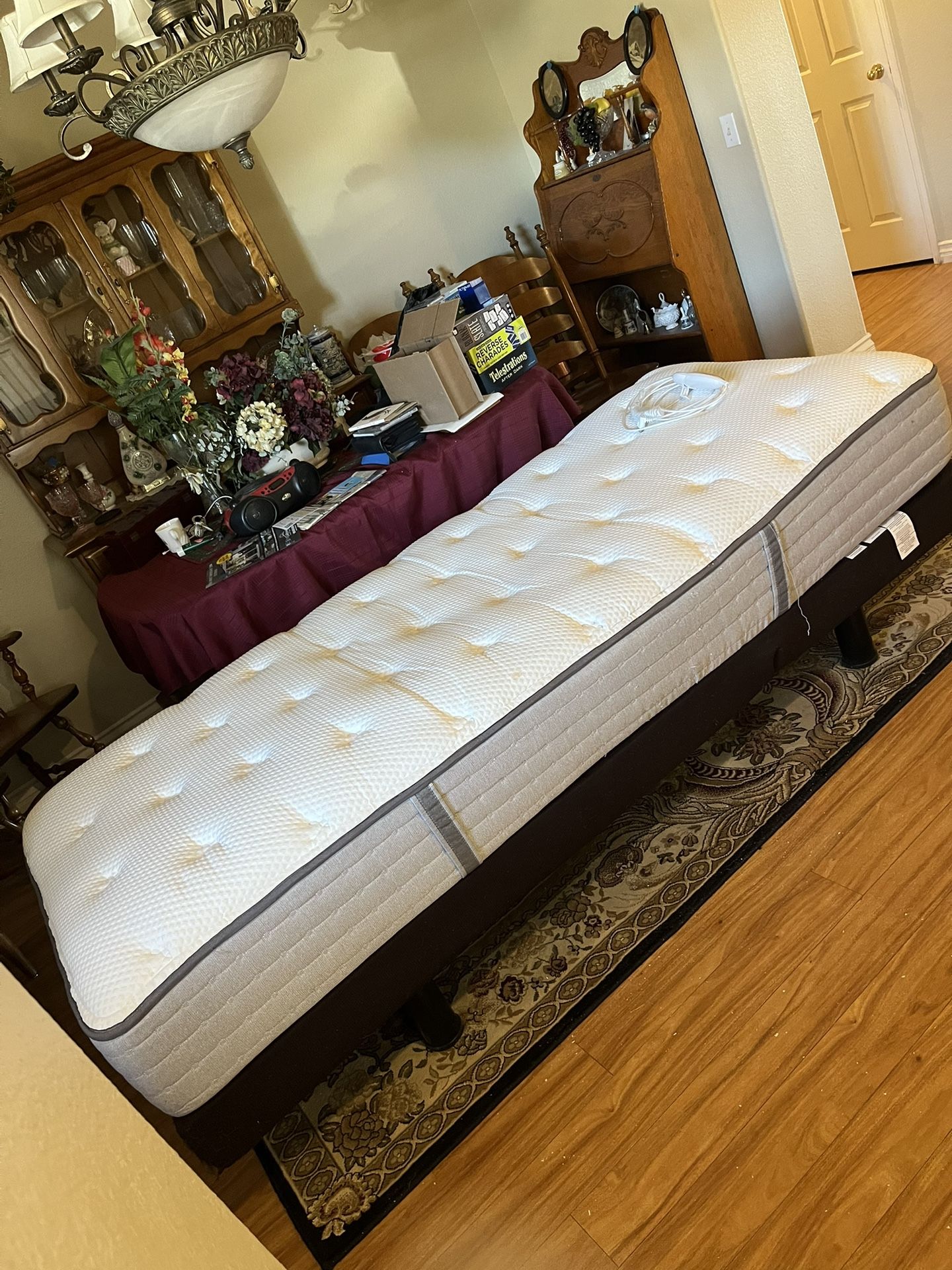 Twin Extra Long with Adjustable Base