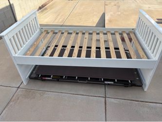 Trundle bed twin