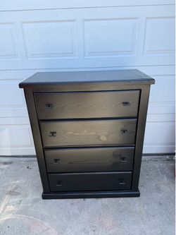 Modern Tall Wooden Dresser Chest 4 Drawers - Gloss Black Finish